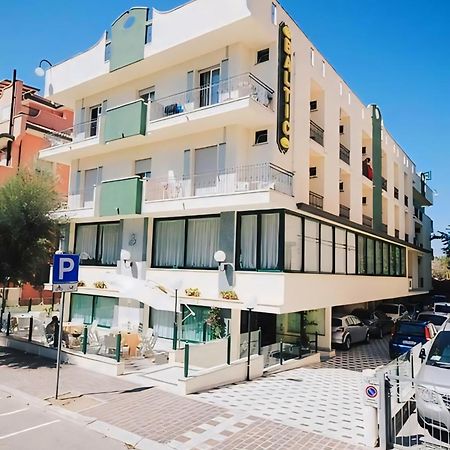 Hotel Baltic Misano Adriatico Zewnętrze zdjęcie