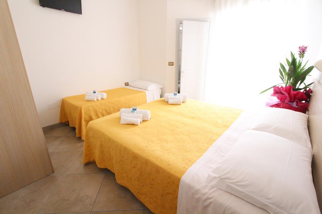 Hotel Baltic Misano Adriatico Zewnętrze zdjęcie