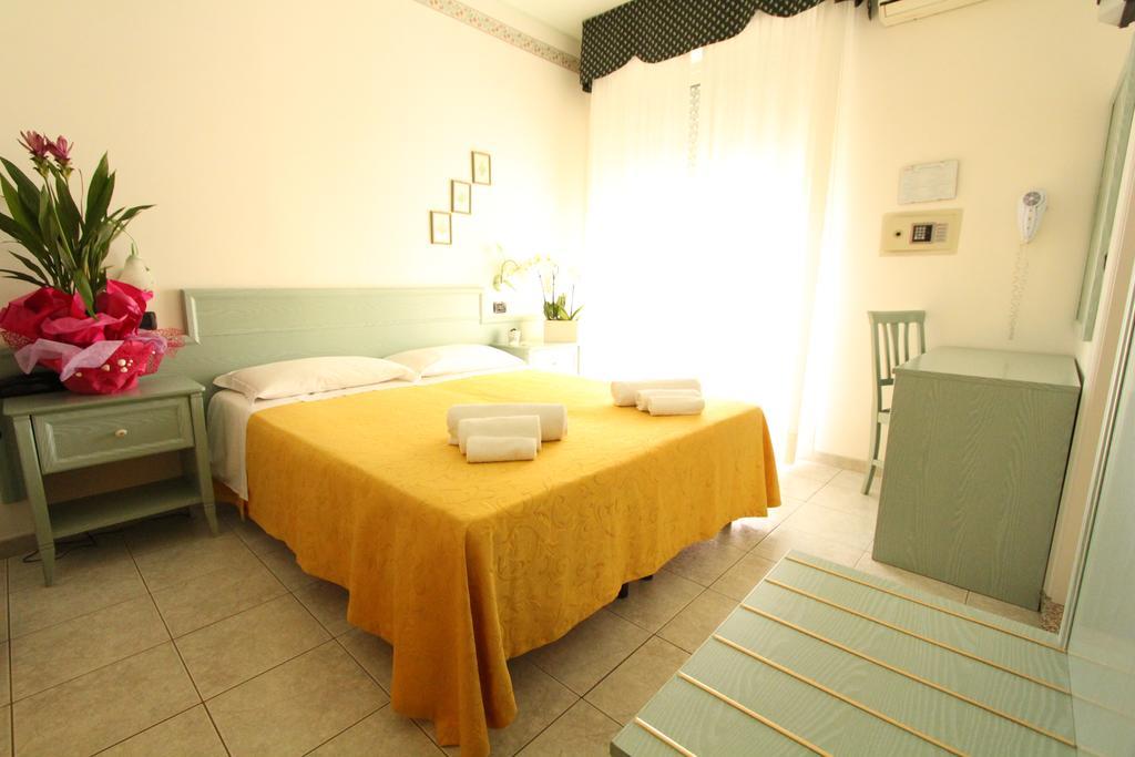 Hotel Baltic Misano Adriatico Zewnętrze zdjęcie